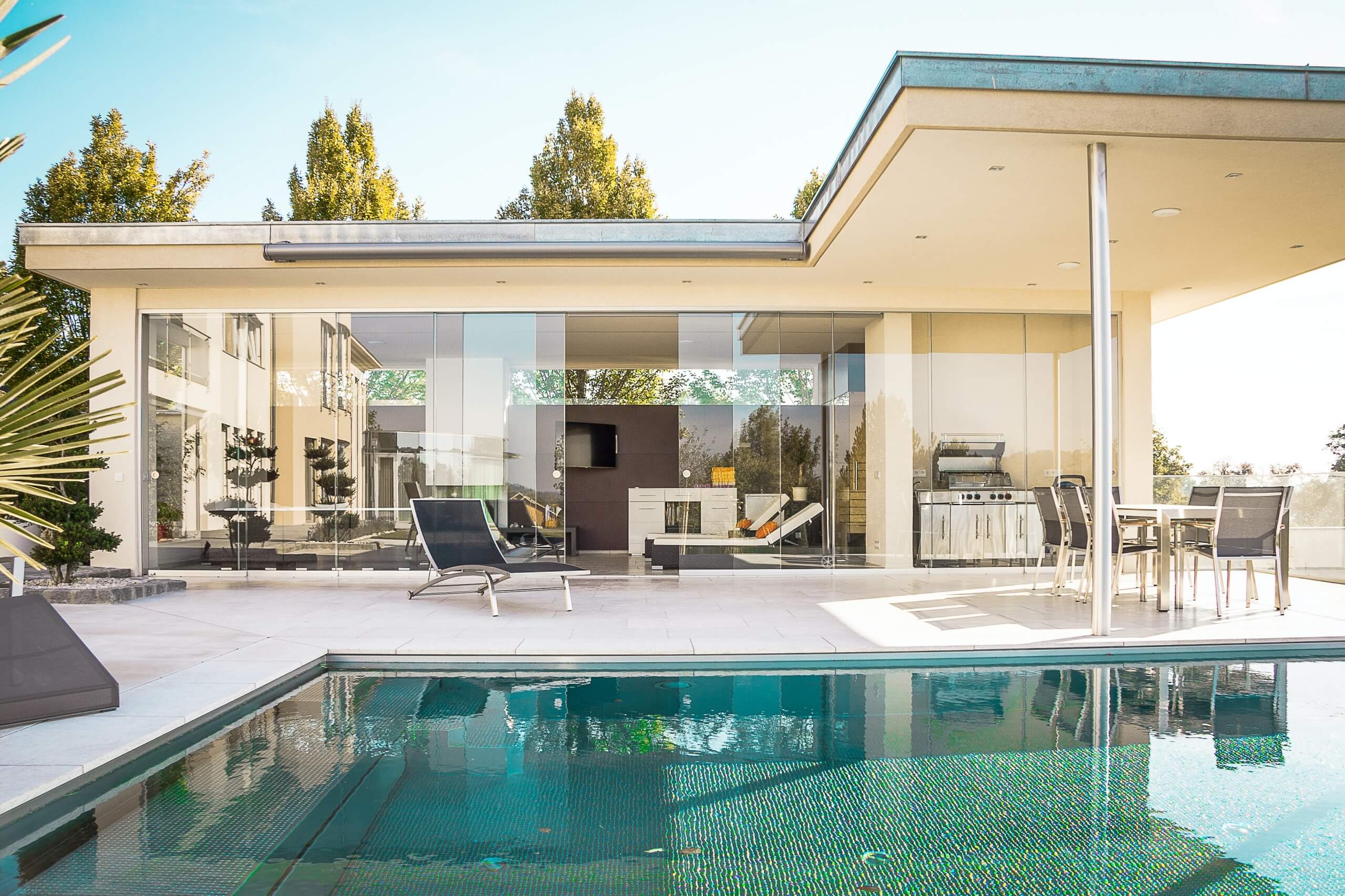 overseas property searches spike