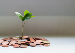UK economy expected to grow faster than the US