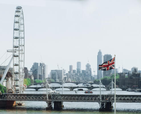 panoramic view of London bridge
