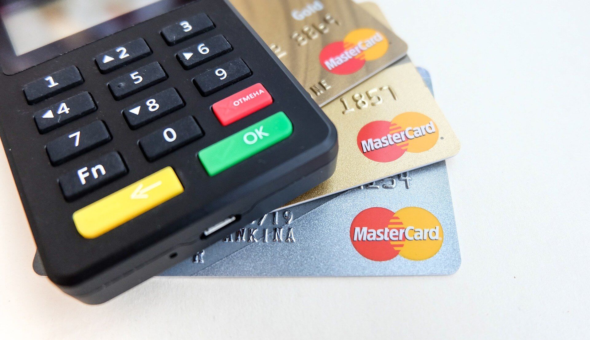payment machine on three mastercards